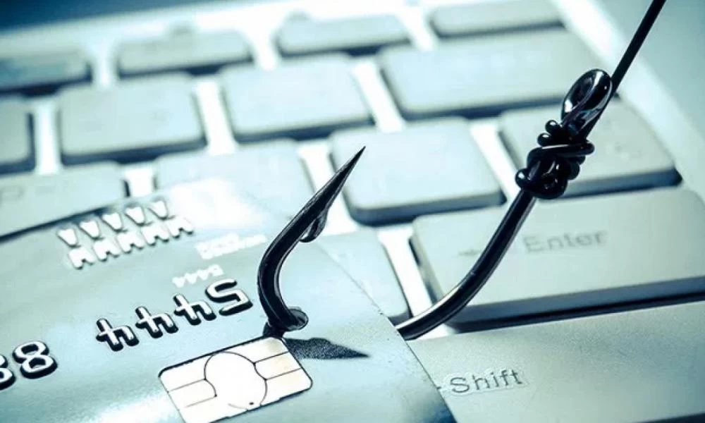 ΕΛ.ΑΣ.: Συμβουλές για αποφυγή εξαπάτησης από επιτήδειους